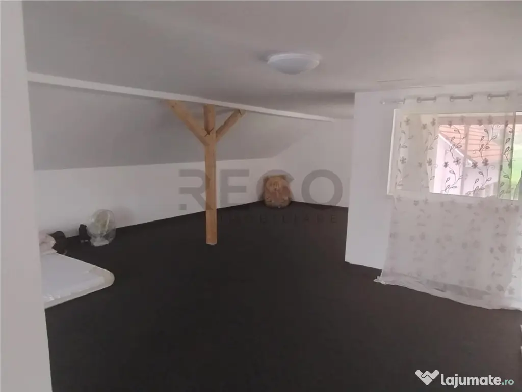 RECO Casa 9 camere, Hotar