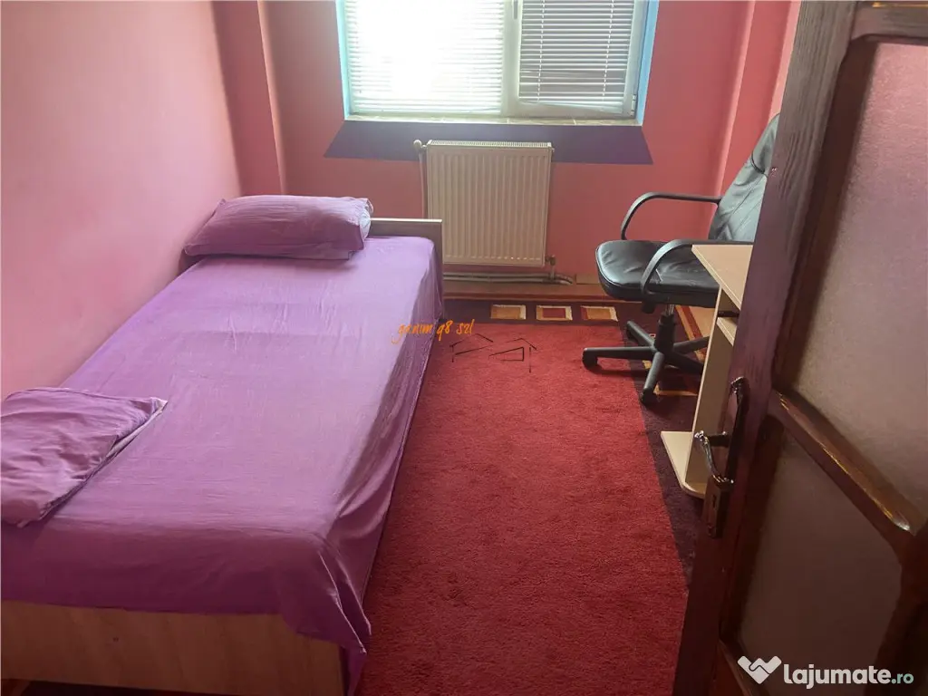 Apartament 3 camere , zona centrala -Inspectoratul Scolar ,d