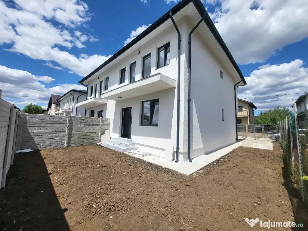 Casa cu 4 camere | Spatioasa | Frumos amenajata | Gata de mutat 