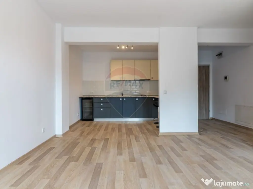 De vanzare apartament cu 2 camere si terasa 40 mp, comisi... 
