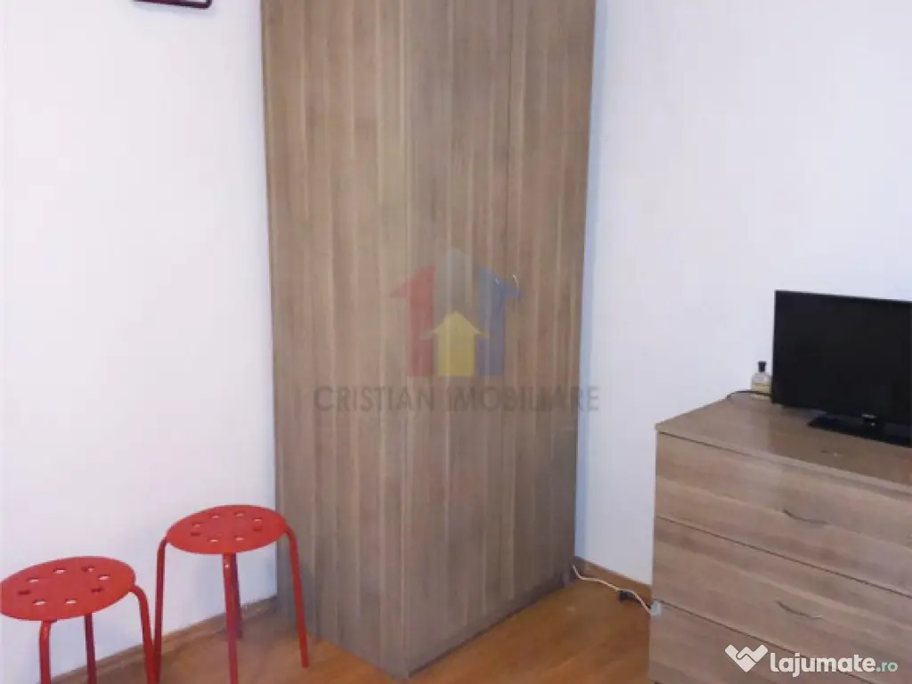 Garsoniera Mobilata si utilata, zona Bariera etaj 3 