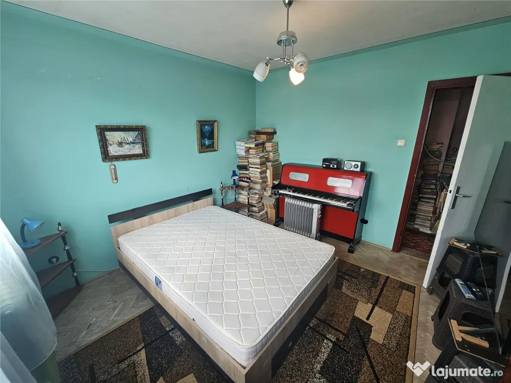 Resita, 2 Cam. Cf. 1, Bulevard, Micro 1 