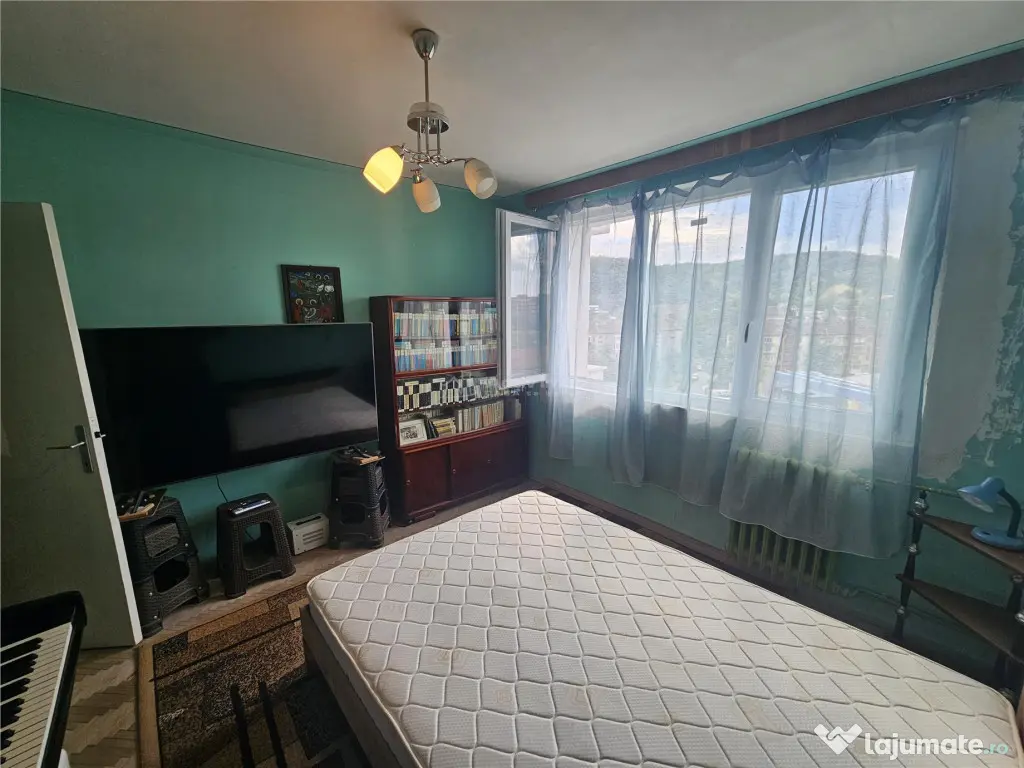 Resita, 2 Cam. Cf. 1, Bulevard, Micro 1 