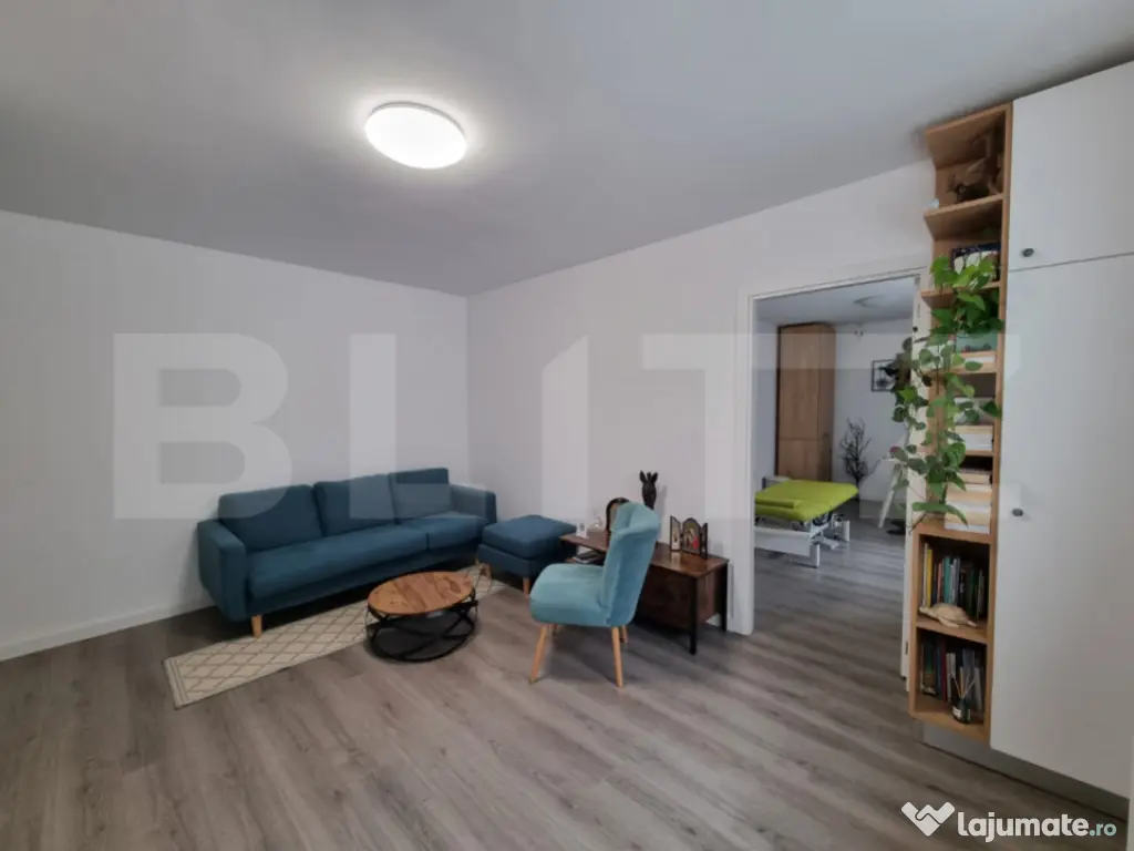 Spatiu comercial de vanzare, 39mp, zona Vivo