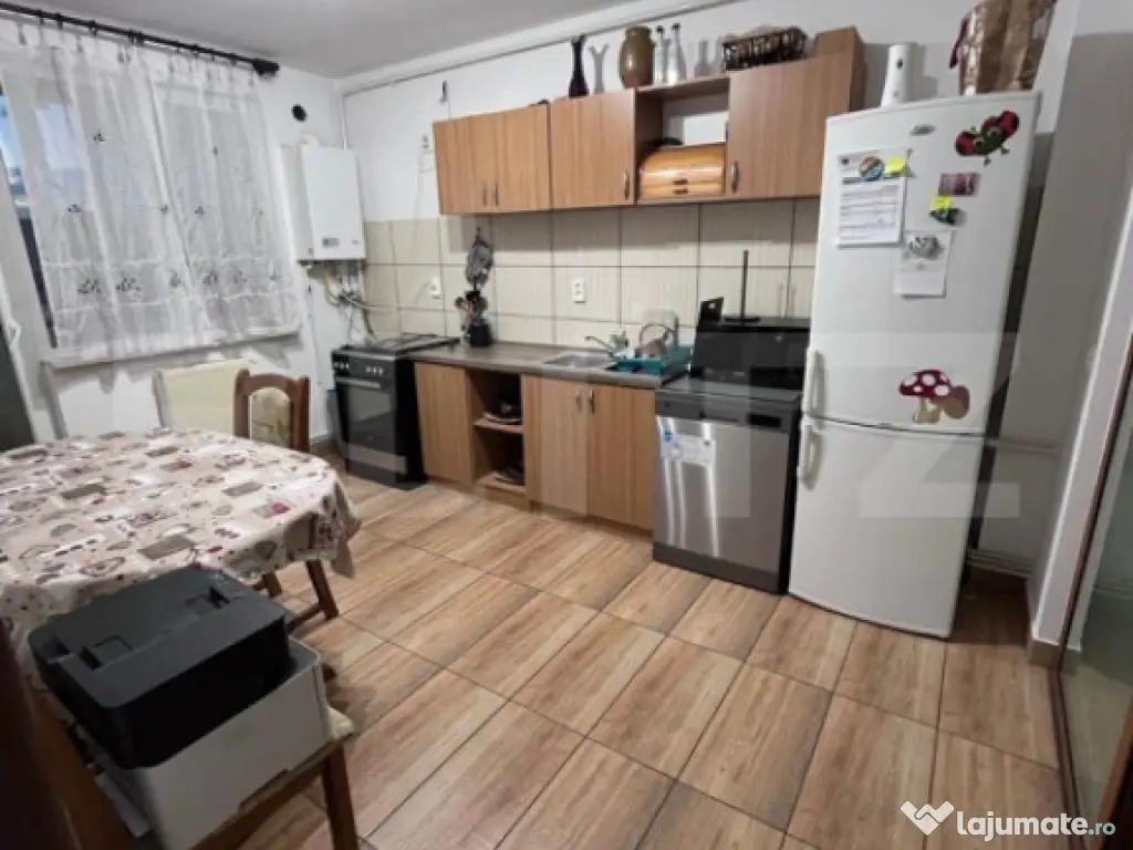 Apartament cu o camera, 36 mp + 6 mp balcon, parcare, cartie