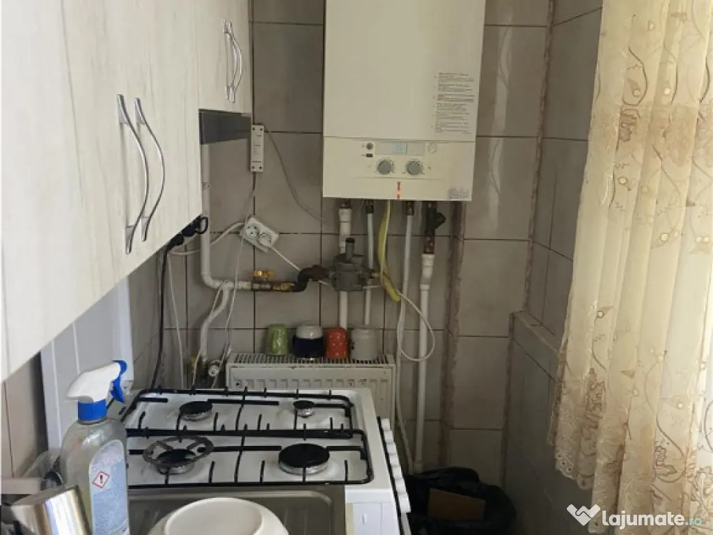 Apartament 3 camere , zona ultracentrala -Casa de Pensii Foc 