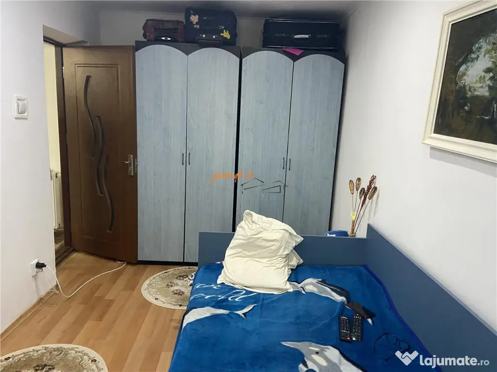 Apartament 3 camere , zona ultracentrala -Casa de Pensii Foc 