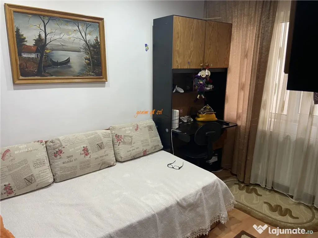 Apartament 3 camere , zona ultracentrala -Casa de Pensii Foc 