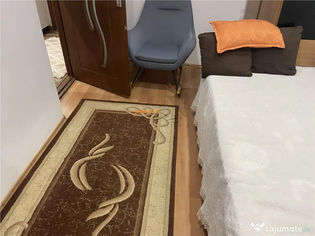 Apartament 3 camere , zona ultracentrala -Casa de Pensii Foc 