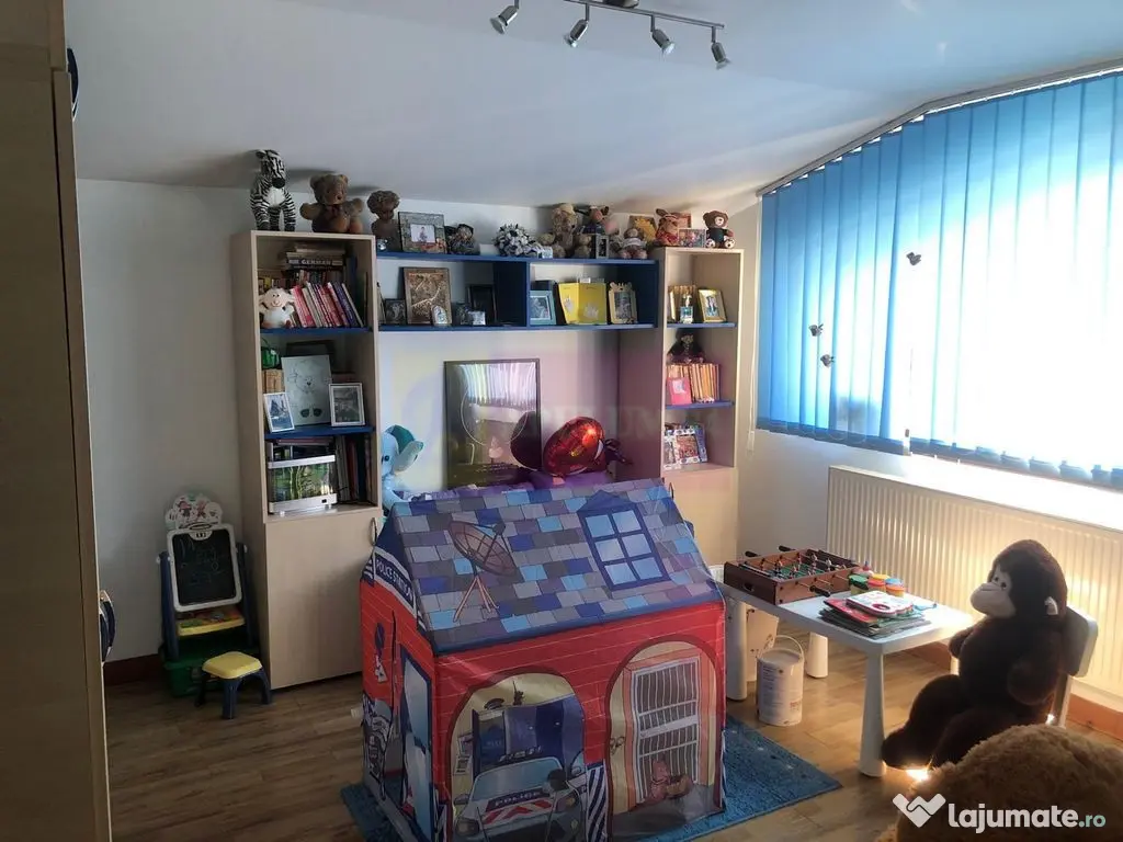 Vila premium OPORTUNITATE EXCELENTA zona foarte linistita... 