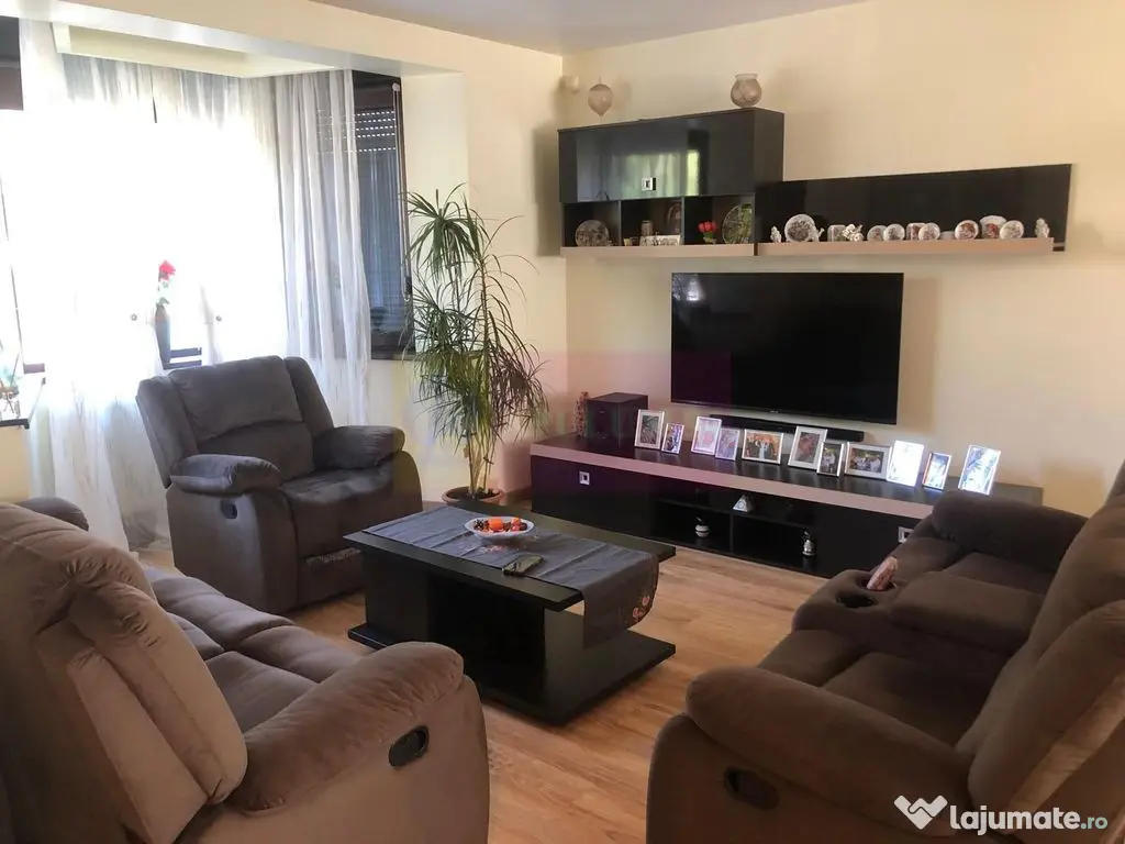 Vila premium OPORTUNITATE EXCELENTA zona foarte linistita... 