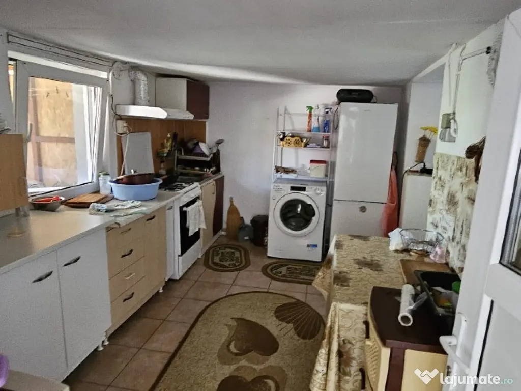 Casa la sol /Ovidiu / garaj