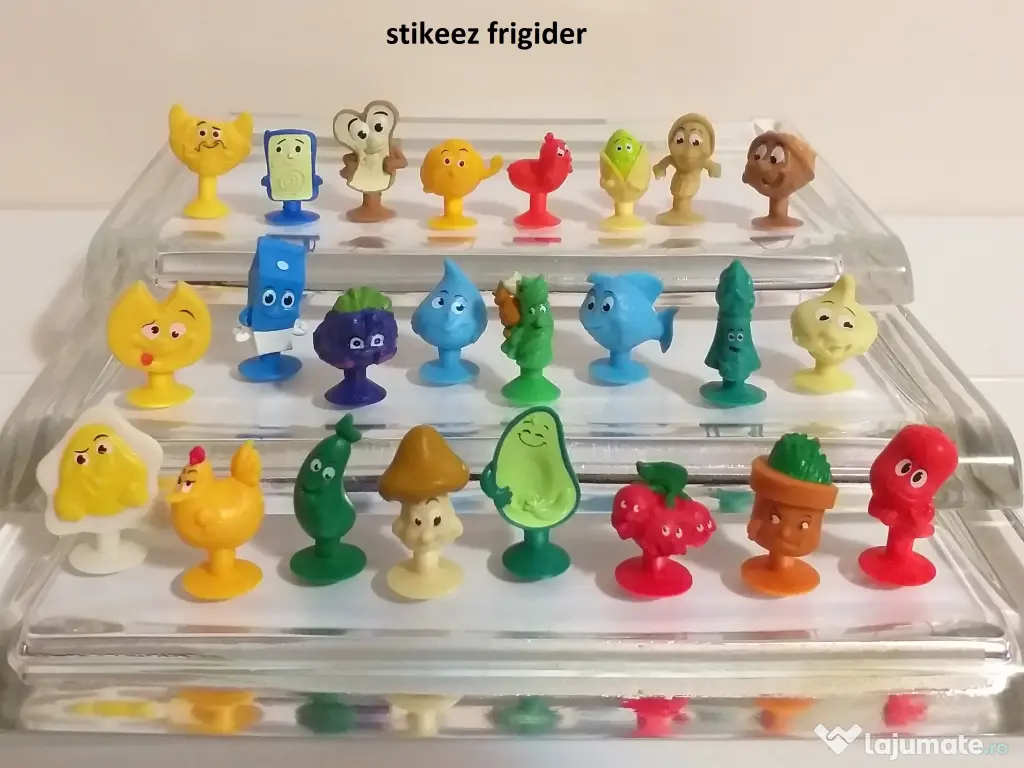 Colectii jucarii figurine stikeez strumpfi star wars gasca zurli submarin fotbal 