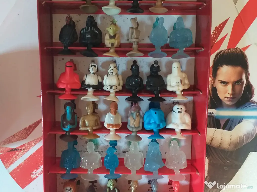 Colectii jucarii figurine stikeez strumpfi star wars gasca zurli submarin fotbal 