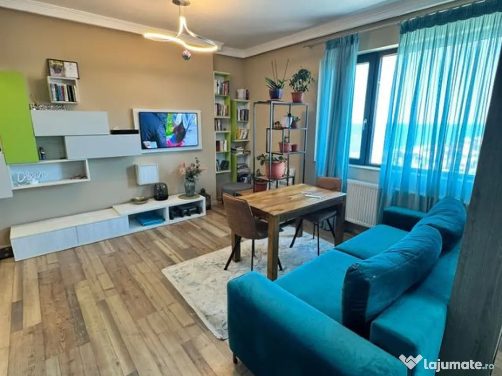 Apartament 3 camere Faleza Nord decomandat