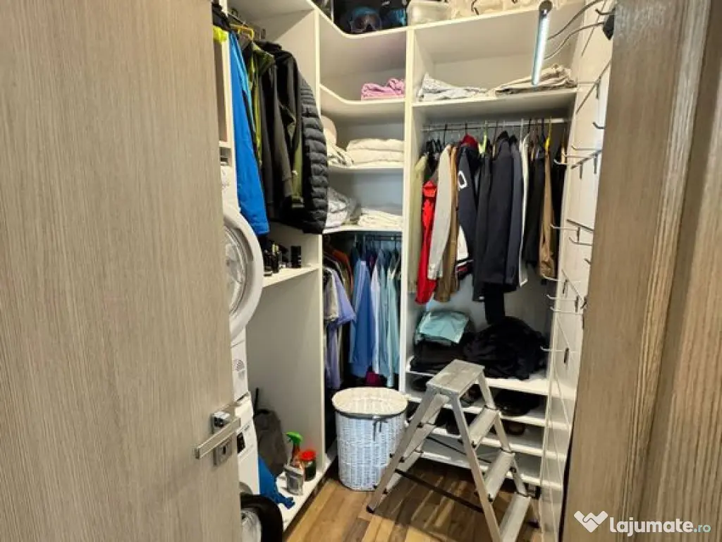 Apartament 3 camere Faleza Nord decomandat