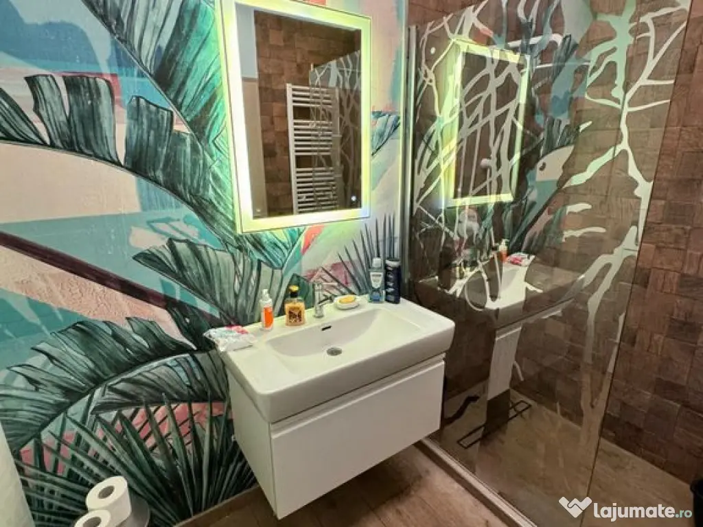 Apartament 3 camere Faleza Nord decomandat