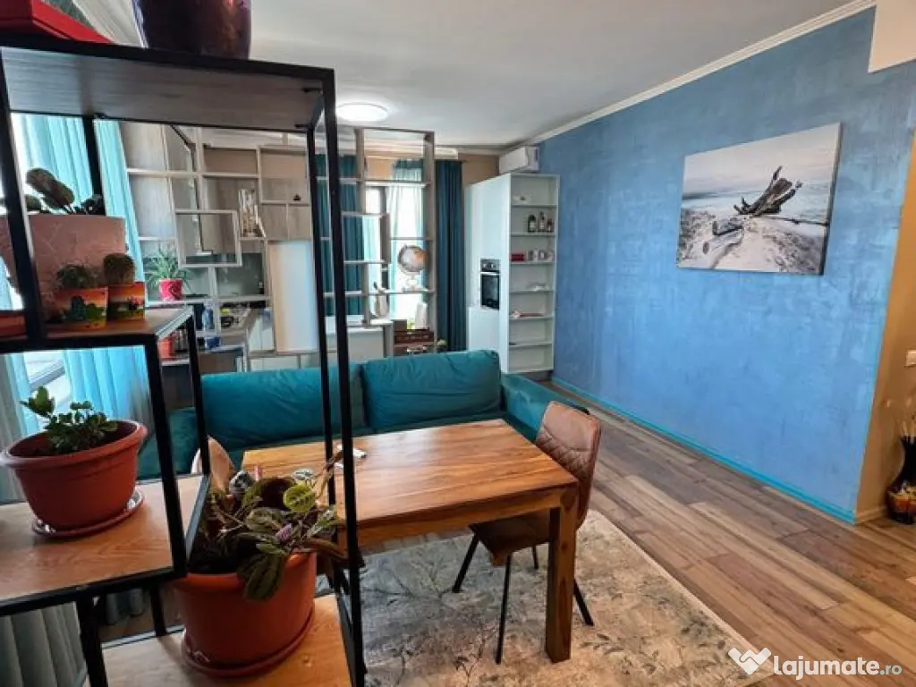 Apartament 3 camere Faleza Nord decomandat