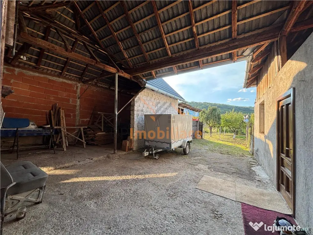 CASA IN COMUNA LAZARENI/ TEREN 6.754 MP/ CASA 143 MP/ CURENT 