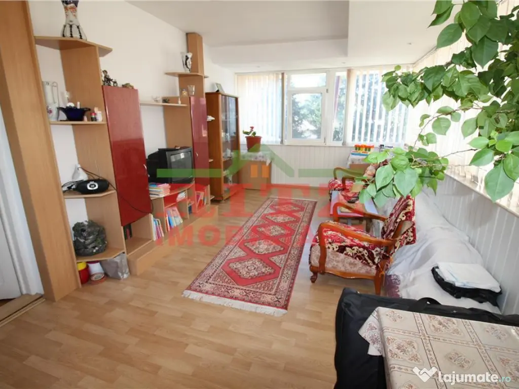 VILA P E M, ideala pentru doua familii, Orasul de Jos!