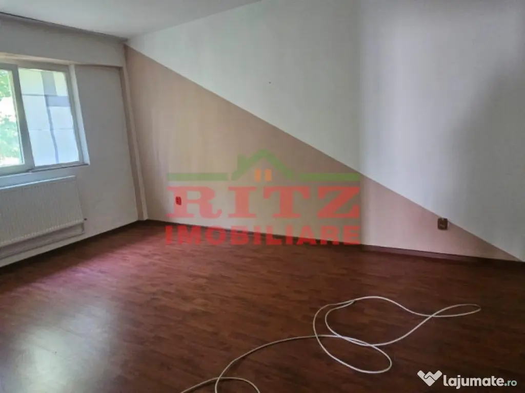 OFERTA!!! Apartament 3 camere Centru!!!!