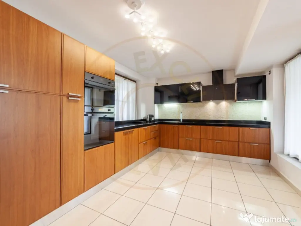 Resedinta exclusivista -Pitesti zona Gavana-smart home/spa!