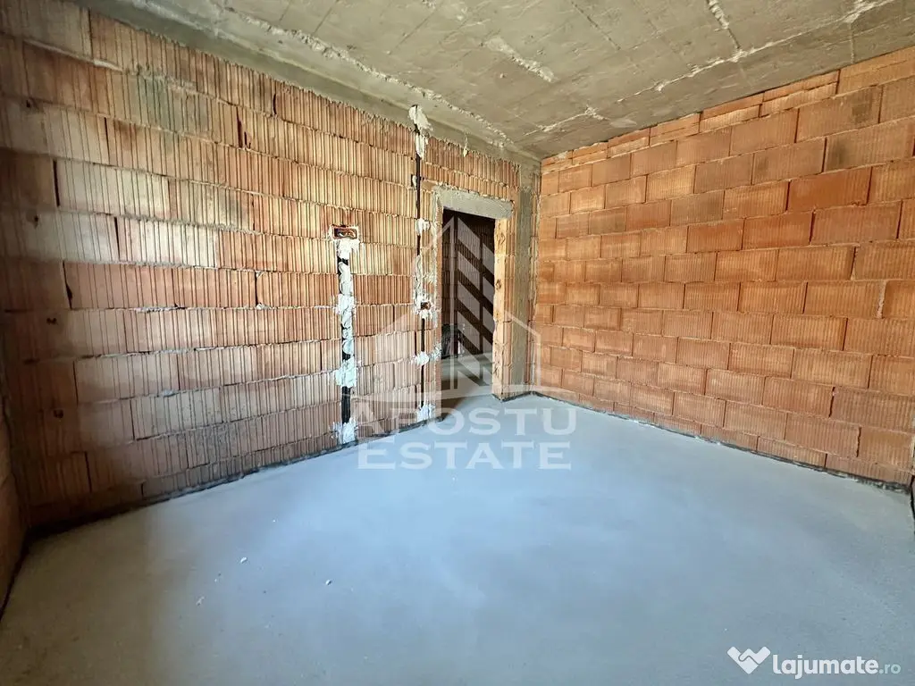 Apartament cu 2 camere si dressing decomandat in Giroc la...