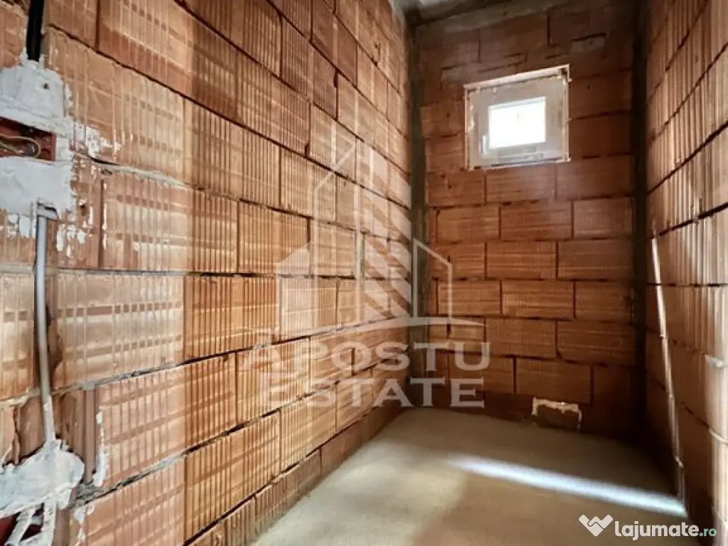 Apartament cu 2 camere si dressing decomandat in Giroc la...