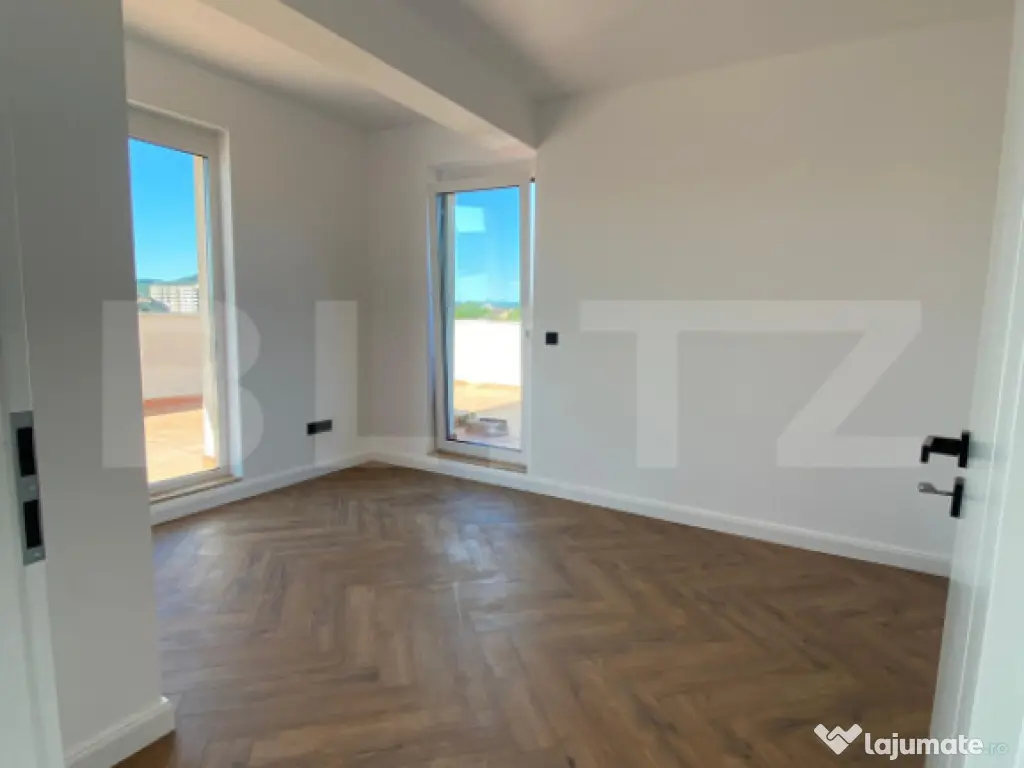 ???? PENTHOUSE DE EXCEPȚIE – etaj 3, priveliște panorami