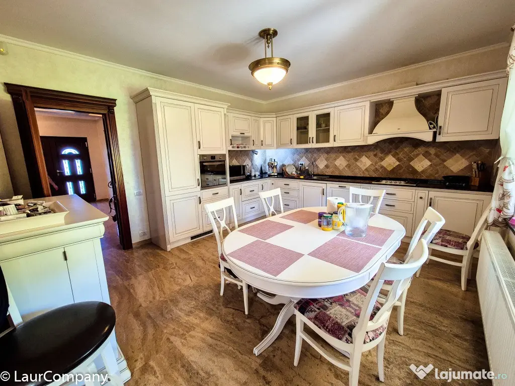 Casa S+P+1E Platou Gavana Pitesti