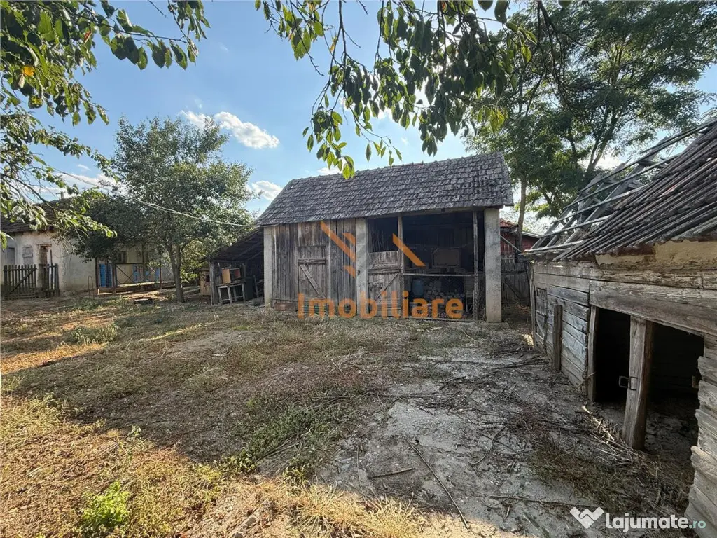 CASA CU TEREN 1500 MP | CHERESIG