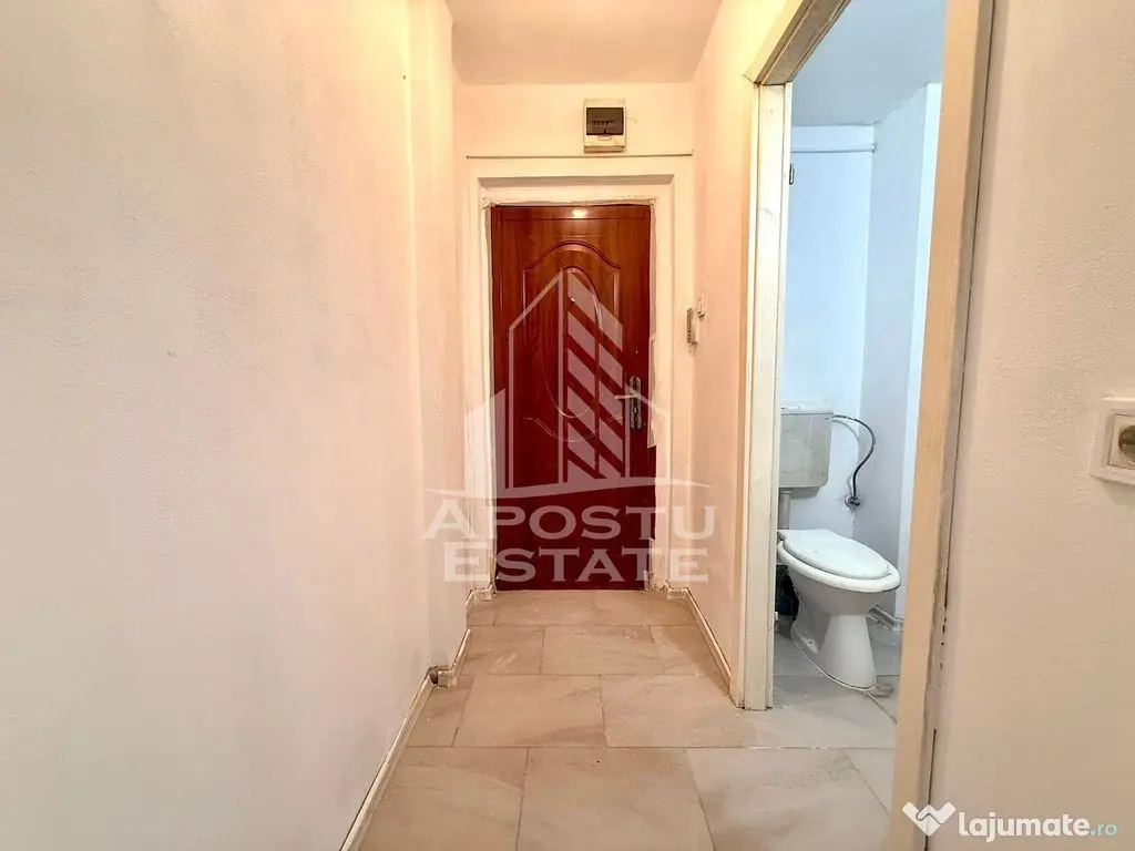 Apartament 2 camere, etajul 1, situat in zona Sagului 