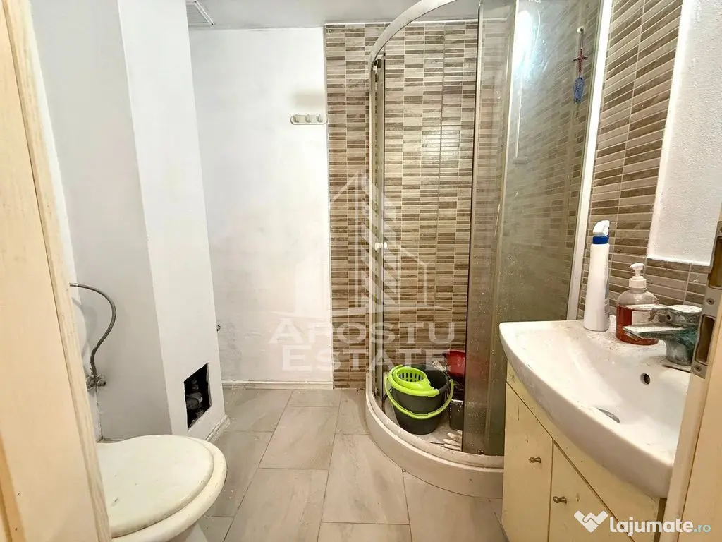 Apartament 2 camere, etajul 1, situat in zona Sagului 