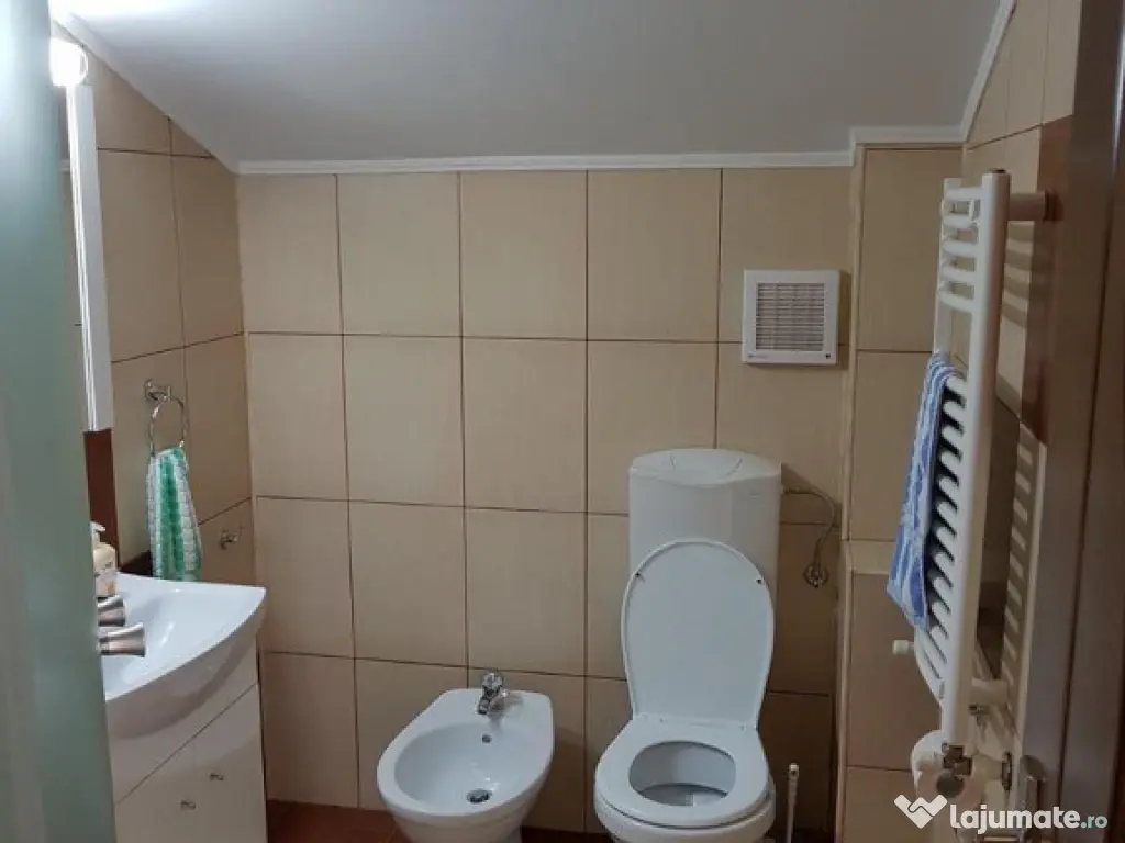 Lazu, vila, mobilata, gaze, inchirieri