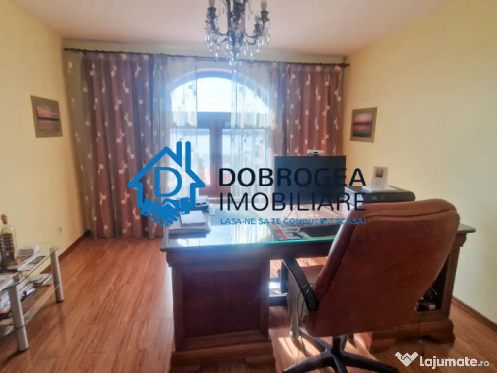 9 MAI - VILA CU VEDERE SI DESCHIDERE LAC CASLA, PISCINA IN