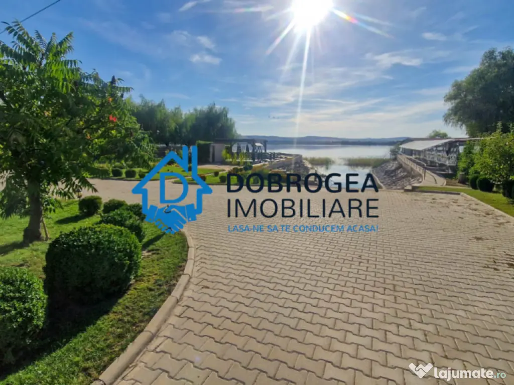 9 MAI - VILA CU VEDERE SI DESCHIDERE LAC CASLA, PISCINA IN