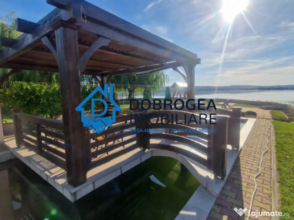 9 MAI - VILA CU VEDERE SI DESCHIDERE LAC CASLA, PISCINA IN