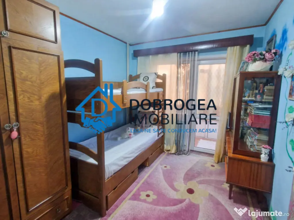 APARTAMENT 3 CAMERE DECOMANDAT, ETAJ 1