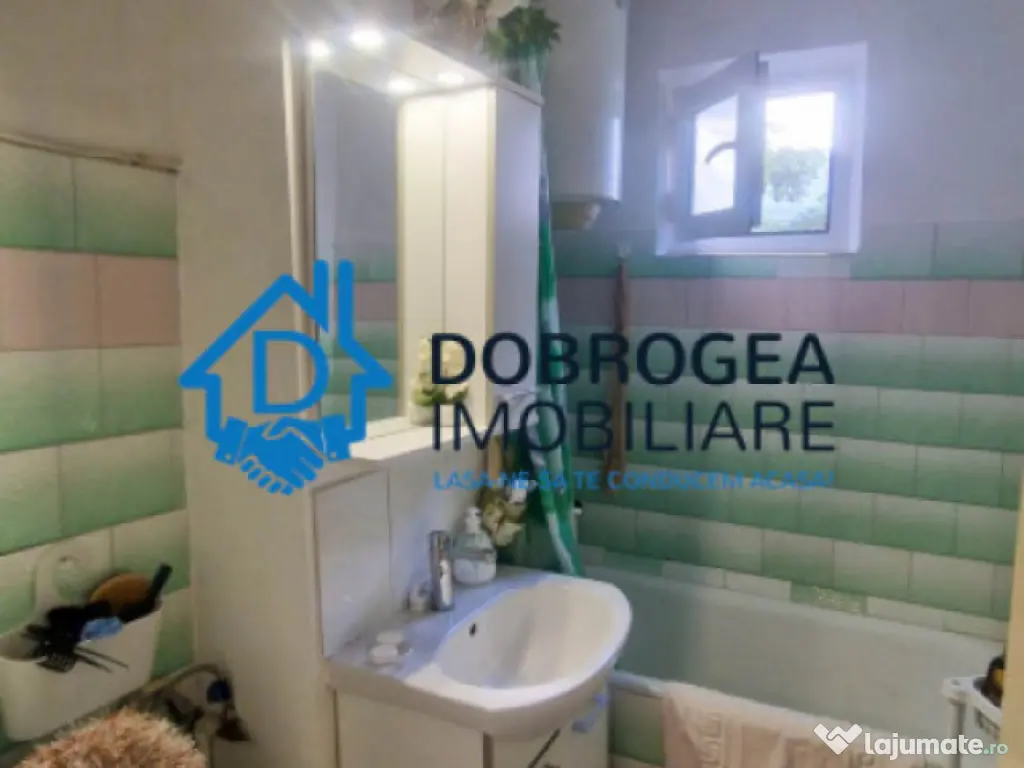 APARTAMENT 3 CAMERE DECOMANDAT, ETAJ 1