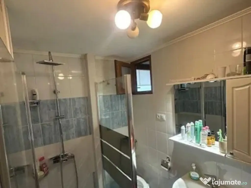 Apartament 3 camere, 82 mp, parter înalt + boxă 30 mp + 2