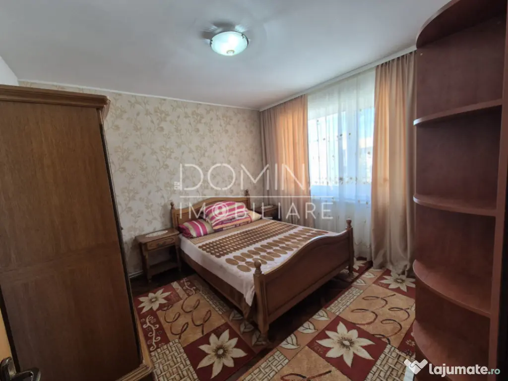 Apartament 3 camere, str. Nicolae Balcescu, zona centrala 