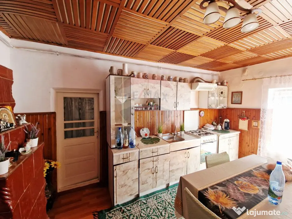 Vand sau schimb cu apartament 2 sau 3 camere si diferenta