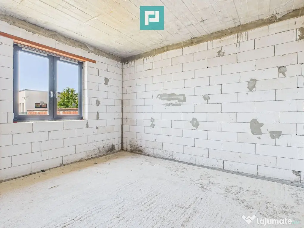 Casă nouă la roșu de vânzare în Mândruloc 