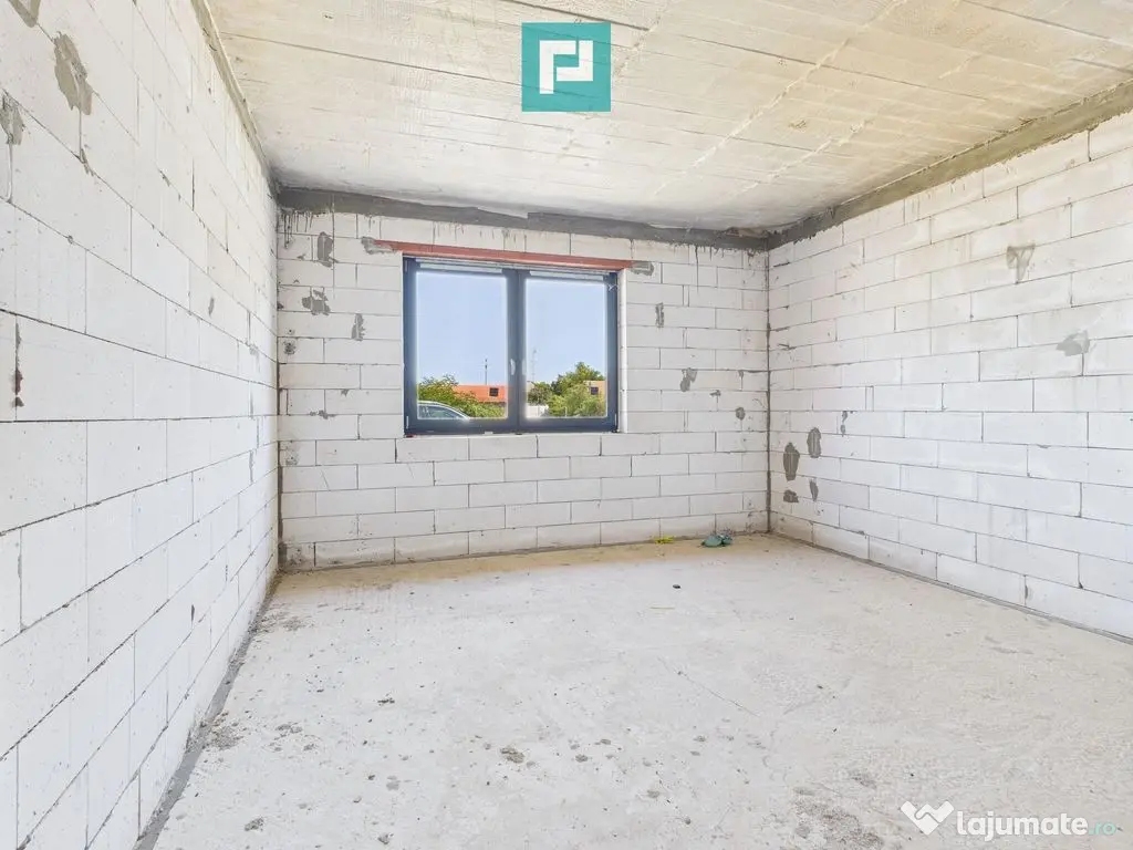 Casă nouă la roșu de vânzare în Mândruloc 