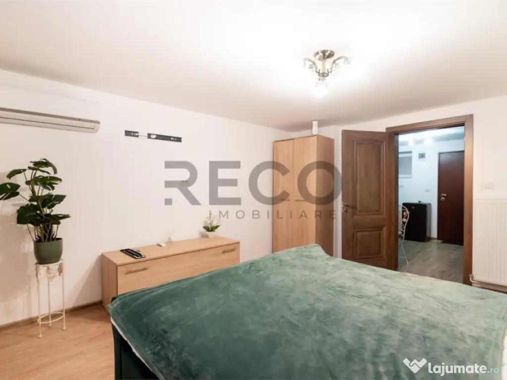 RECO . Studio ultracentral de inchiriat 