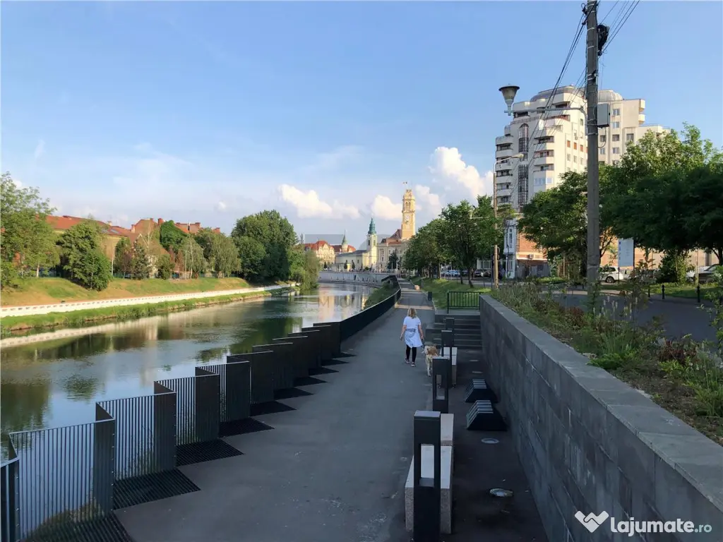 RECO . Studio ultracentral de inchiriat 