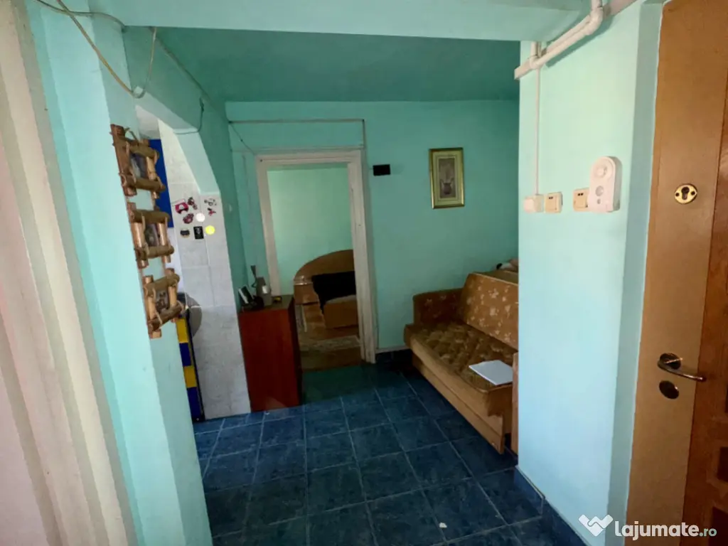 Apartament 2 camere etaj 3 