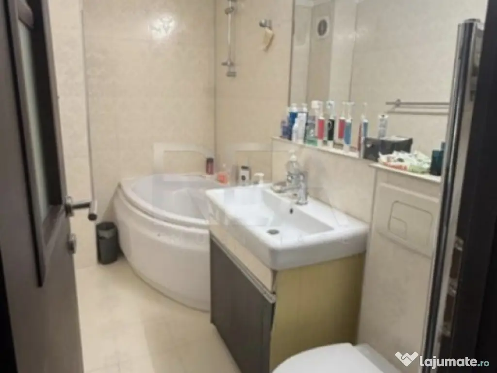 2 camere 5/8, 63mp, Bdul Uverturii-Teatrul Masca. 