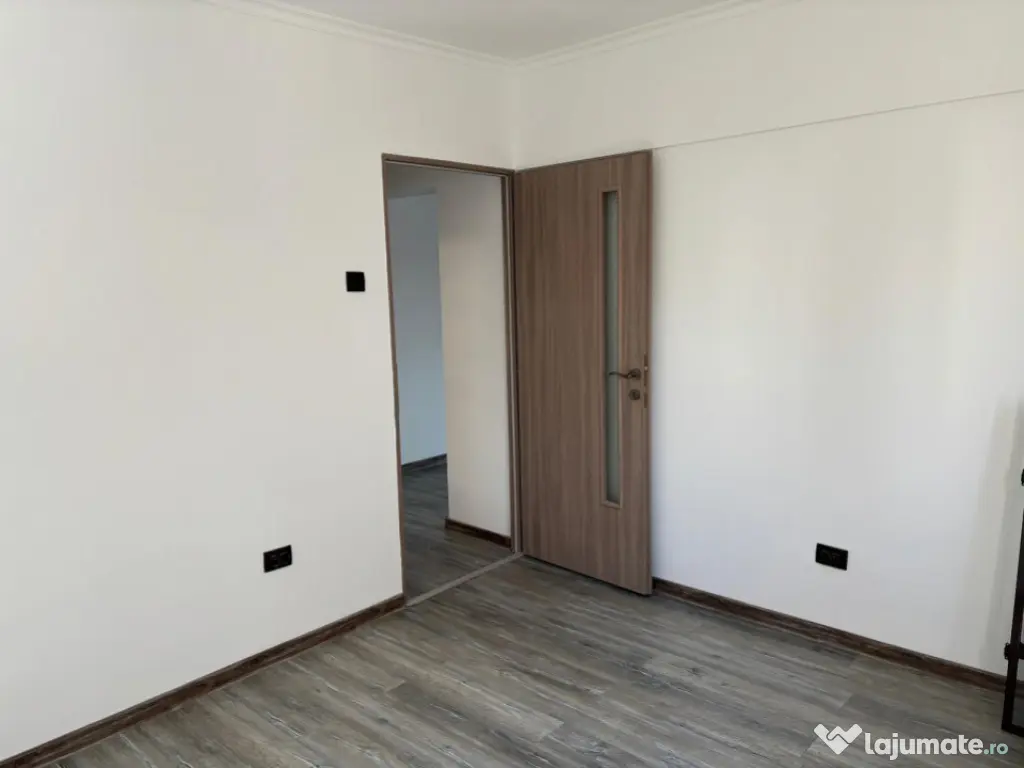 Apartament 3 camere S = 83mp, zona Progresu, Renovat in Tota