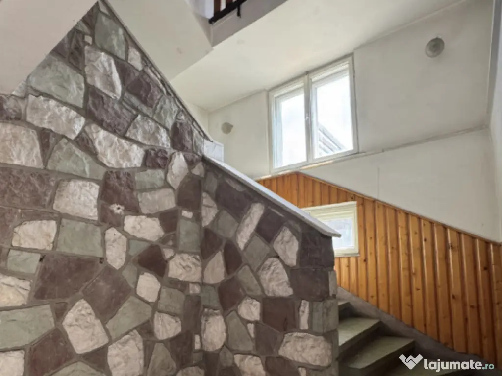 Casa 5 Camere 160 mp, zona Aurel Vlaicu 